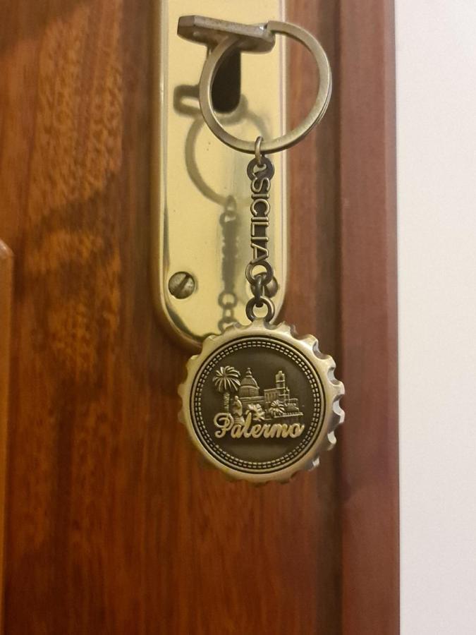I Salotti Del Principe Apartment Палермо Екстериор снимка